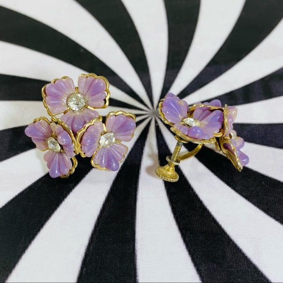 1960’s rare vintage lavender flower earrings - Picture 5 of 5